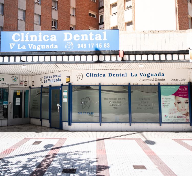 Clínica dental la Vaguada Avenida Bayona